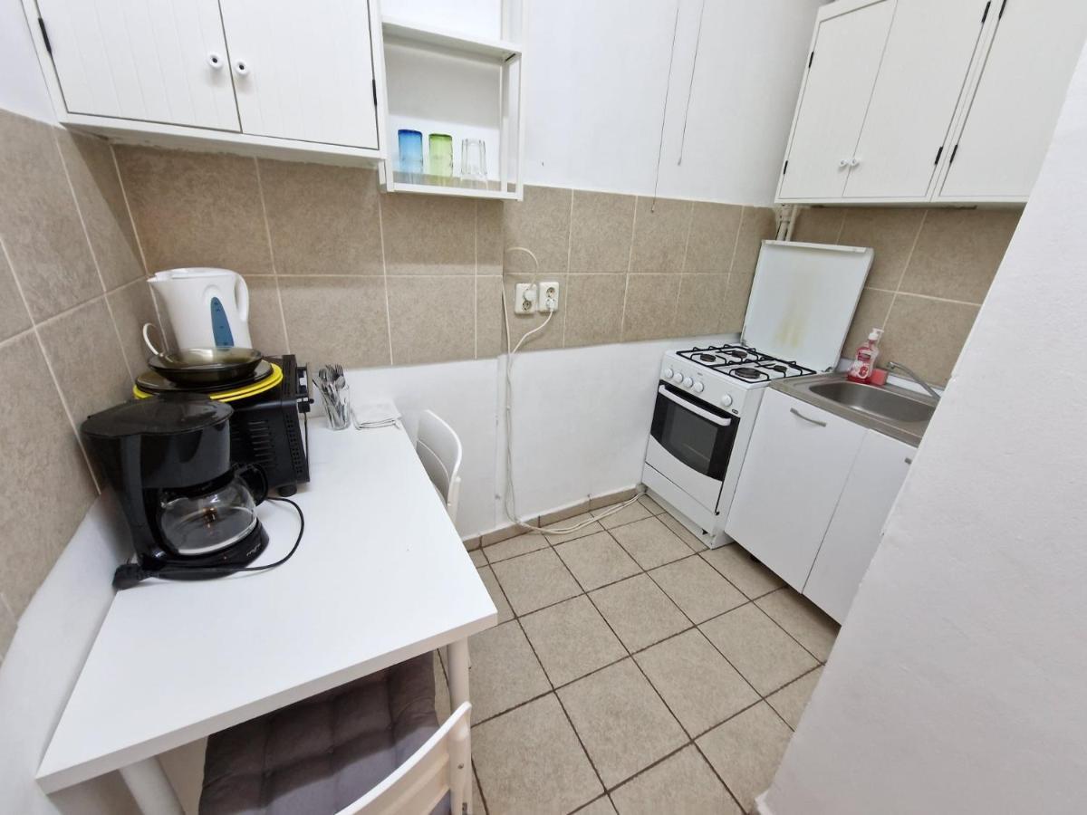 Global Downtown Apartments - Universitate - Calea Victoriei Bukarest Kültér fotó